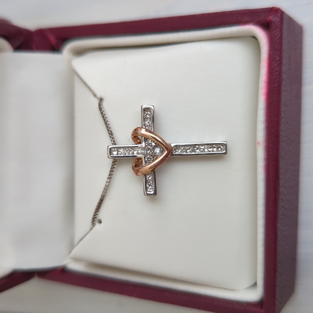 Helzberg Diamonds Cross with Heart